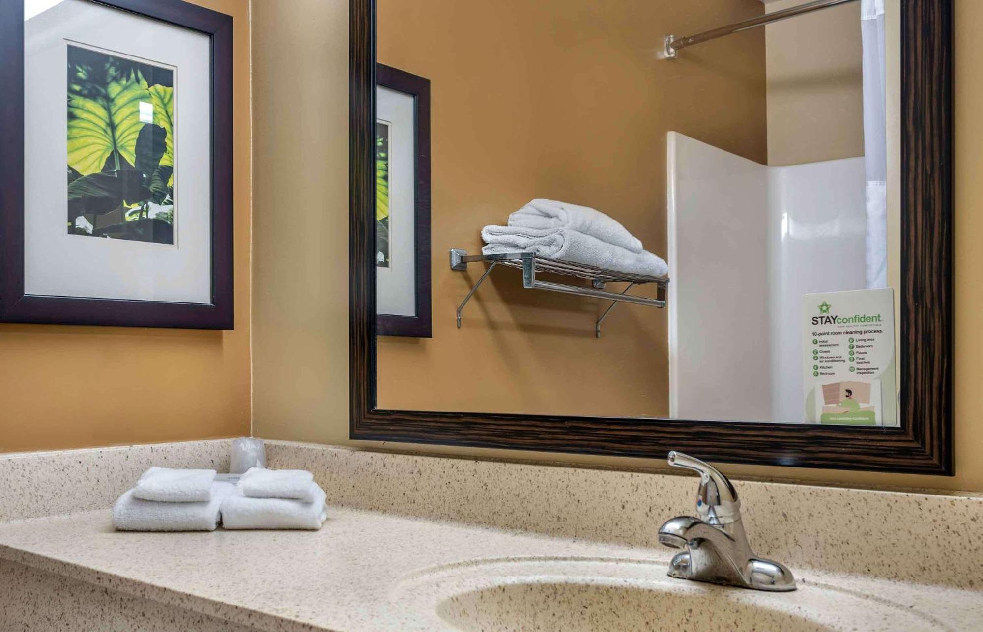 Extended Stay America Select Suites - St Louis - Earth City Exterior photo
