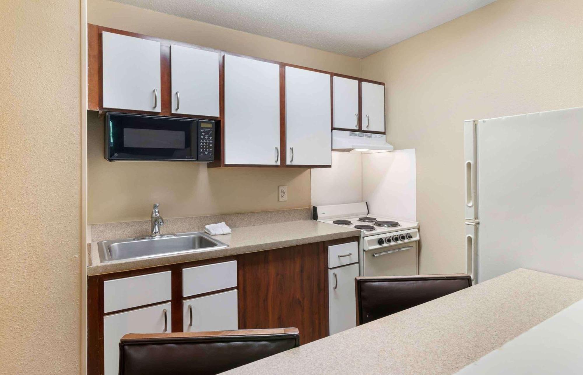 Extended Stay America Select Suites - St Louis - Earth City Exterior photo