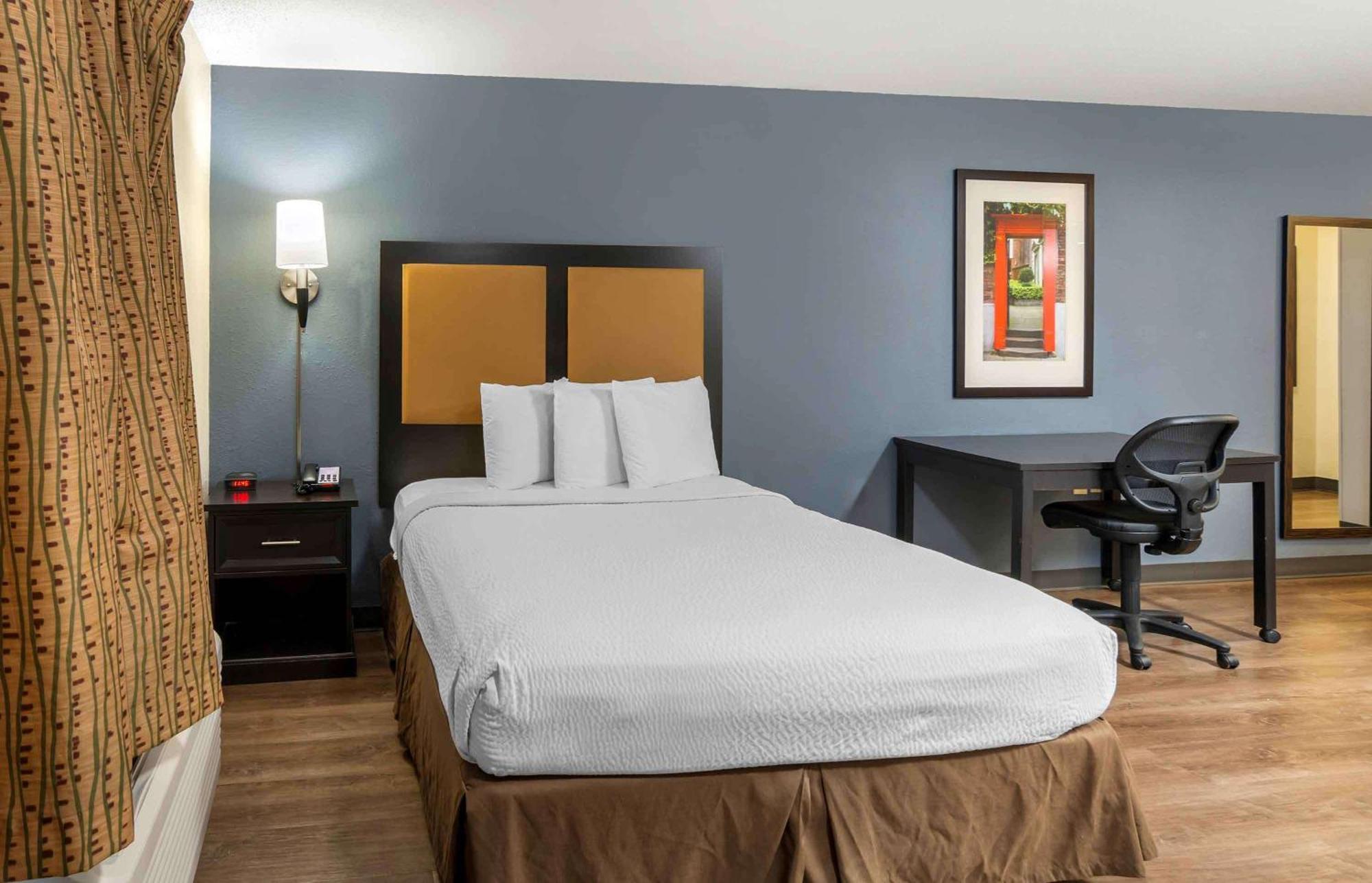Extended Stay America Select Suites - St Louis - Earth City Exterior photo
