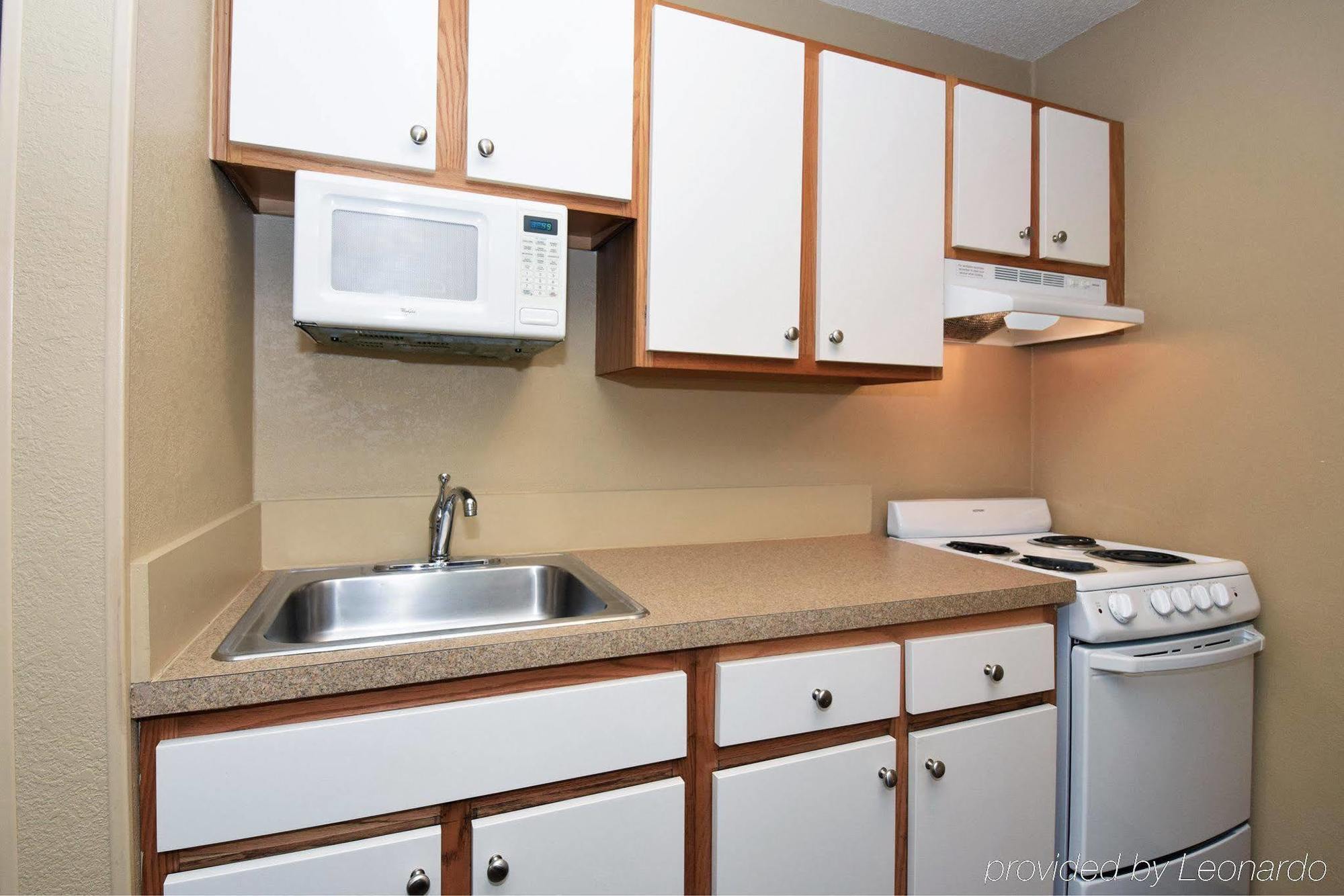 Extended Stay America Select Suites - St Louis - Earth City Exterior photo